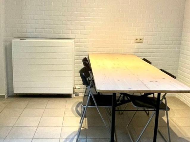 Herenhuis te huur in Aalst voor € 1.450 met 5 slaapkamers