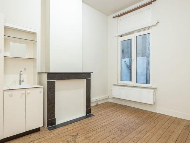 Herenhuis te huur in Antwerpen voor € 2.450 met 5 slaapkamers