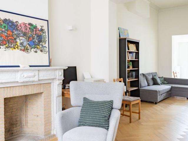 Herenhuis te huur in Leuven voor € 2.200 met 4 slaapkamers