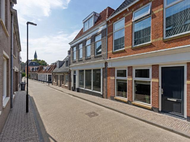 Herenhuis, tussenwoning te huur in Bolsward