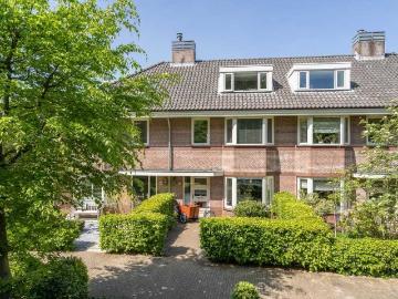 Olland, Meierijstad, Noord-Brabant - IUitgeruste keuken
