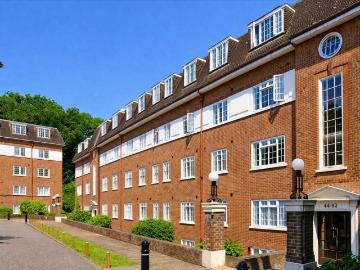 Herga Court, Harrow on the Hill Studio to rent £1,050 pcm £242 pw