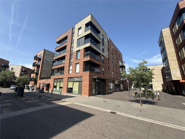 Hering Road, Trumpington, Cambridge 1 bed apartment to rent £1,700 pcm £392 pw