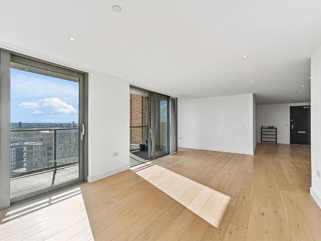 Heritage Tower, East Ferry Road, London E14, 2 bed flat to rent, £3,850 pcm | PrimeLocation