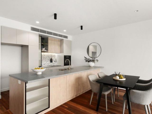 Heritage Townhome with Private Courtyard