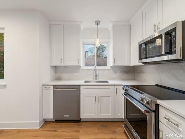 Heritage Vlg Unit D, Southbury, Condo For Sale