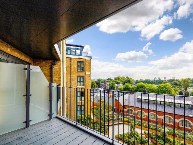 Heritage Walk, Kingston Upon Thames KT1, 2 bed flat to rent, £3,000 pcm | PrimeLocation