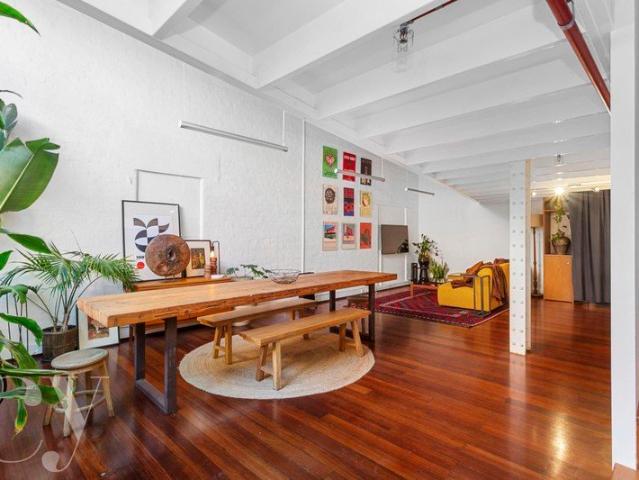 Heritage Warehouse Loft in Fremantle's Iconic West End Flexible Lease Term