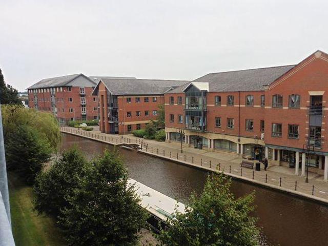 Heritage Way, Wigan WN3 2 bed apartment to rent £750 pcm £173 pw