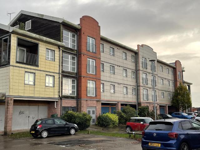 Heritage Way, Wigan WN3 2 bed apartment to rent £795 pcm £183 pw