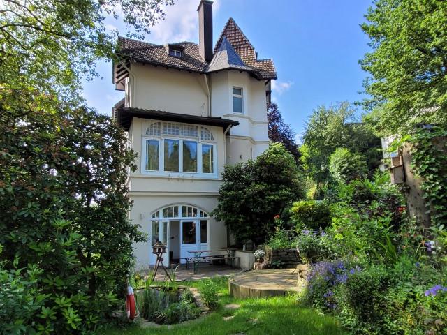 Heritage Apartment, Wuppertal Amsterdam Apartments for Rent