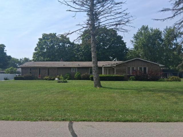 Heritage Dr