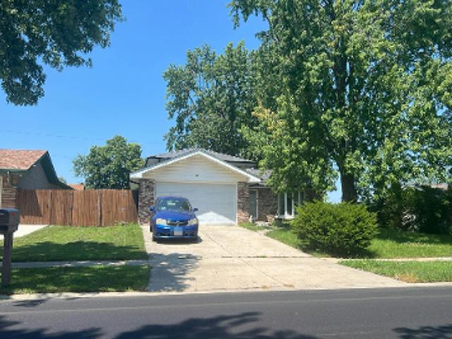 Heritage Dr