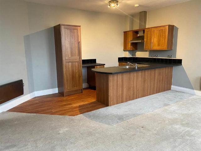 Heritage Exchange, Huddersfield HD3 2 bed apartment to rent £880 pcm £203 pw