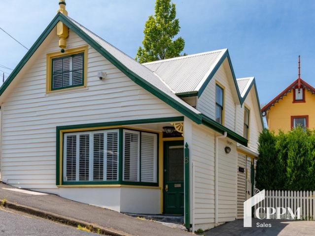 Heritage Home walk to CBD