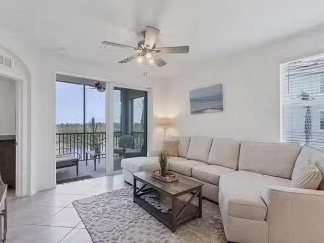 Heritage Landing Boulevard