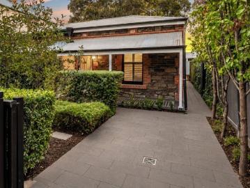 Heritage soul meets modern conviction, right where the city fringe lives its best life
