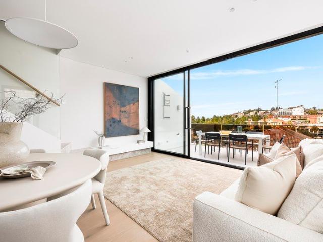 Heritage Soul Meets Coastal Luxury, A Dual Level Apartment In A Reimagined Beachside Icon