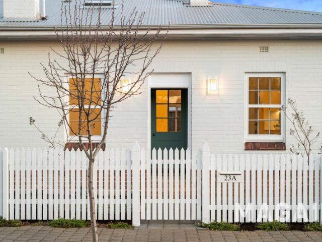 Heritage soul. Architectural vision. A truly exceptional Lower Mitcham residence