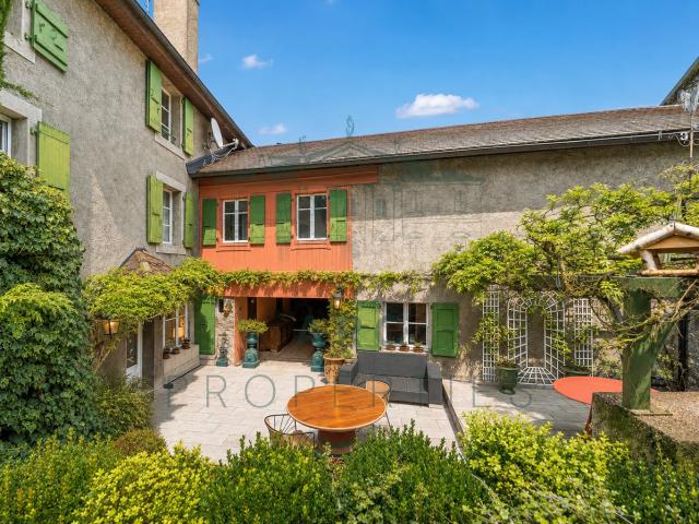 HERMANCE – CHARMANTES DORFHAUS MIT SWIMMINGPOOL