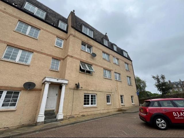 Hermand Crescent, City of Edinburgh, EH11 1RB, United Kingdom | 2 bed apartment for rent #139404872 | Rentberry