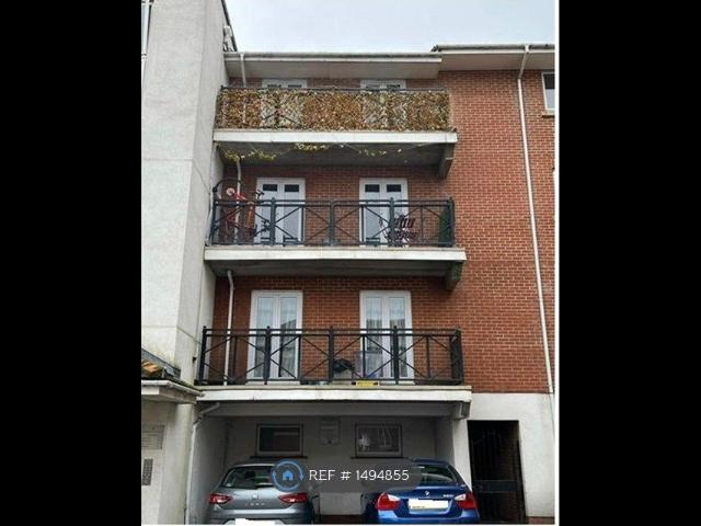 Hermitage Close, London SE2, 2 bed flat to rent, £1,650 pcm | PrimeLocation