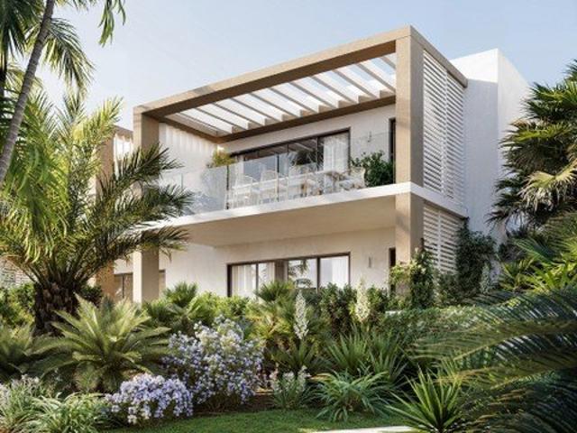 Hermitage is a luxury collection of timeless 2 and 3 bedroom residences
