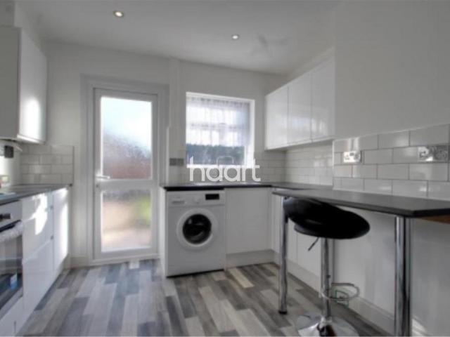 Hermitage Road 1 bed in a house share to rent £500 pcm £115 pw