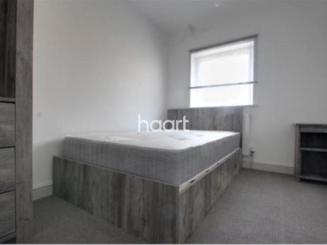 Hermitage Road 1 bed in a house share to rent £500 pcm £115 pw