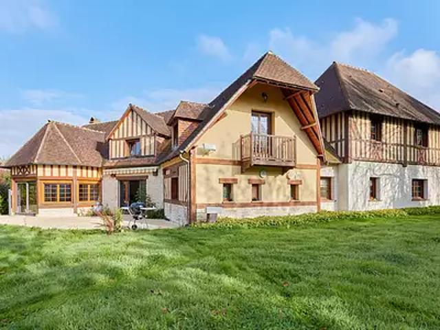 Hermival les Vaux 14100 Achat / Vente maison 5 pièces t5 au dernier étage piscine
