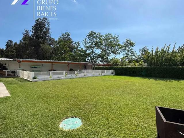 Hermosa Mini Parcela con 5D 5B 6E 1B 1703 | dormitorios por 10500.00 en Maipú