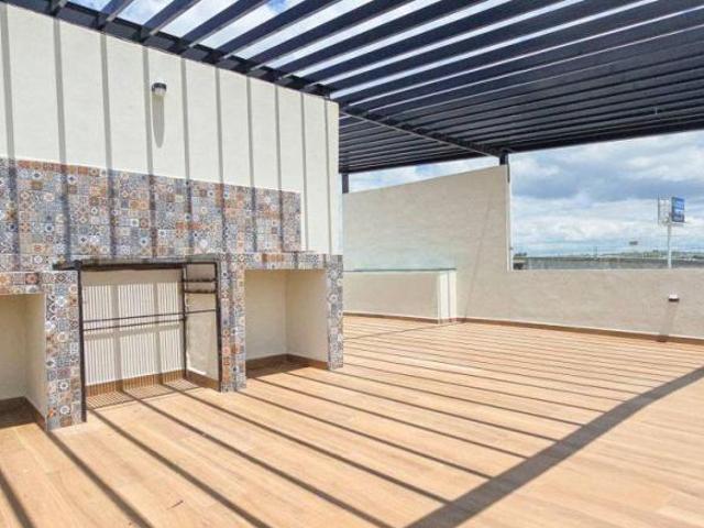 HERMOSA AL NORTE CON ROOFGARDEN