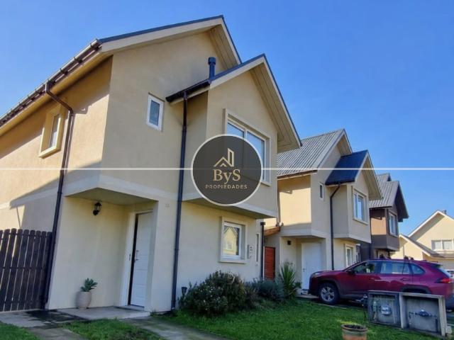 Hermosa Casa 3D+4B En Condominio