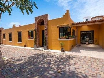 Hermosa Casa