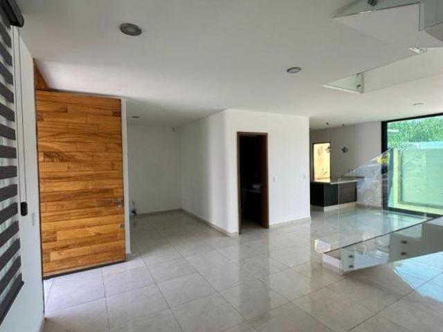 Hermosa casa en Condominio