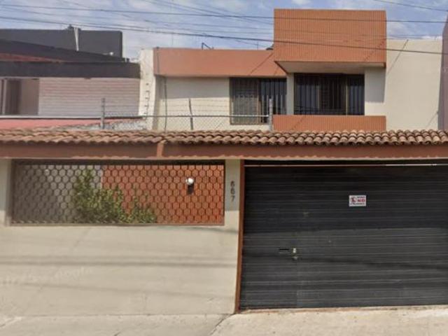 HERMOSA CASA CON ALTA PLUSVALIA¡ ZAMORA MICHOACAN