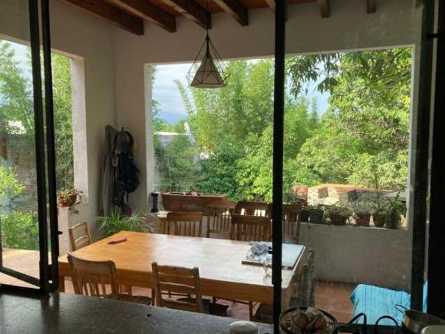 Hermosa casa con árboles frutales a la venta