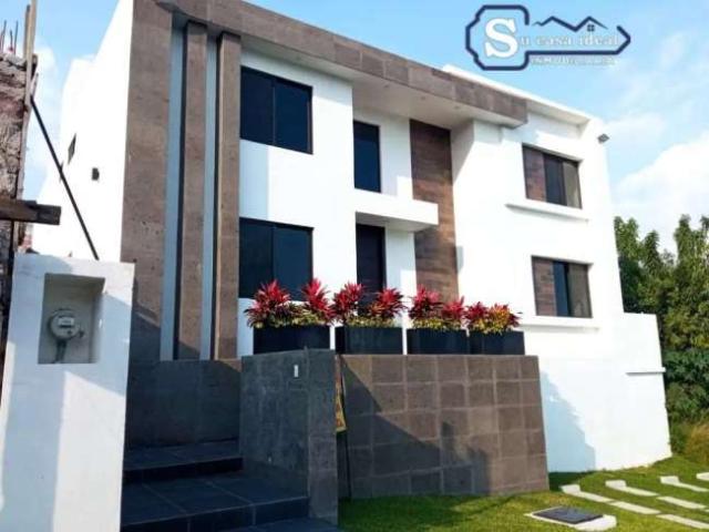 Hermosa casa con diseno de revista