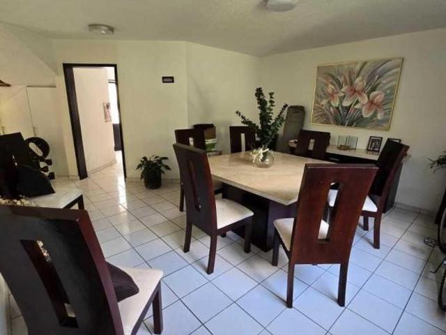 Casa con Amplio Jardín en Virreyes | Coto con Alberca y Seguridad | $9.4 M