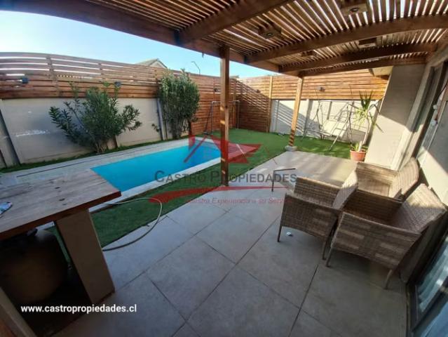 Hermosa casa con piscina, 4hab 2 bañ, lampa | 4 dormitorios por 3400.00 en Lampa