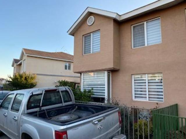 HERMOSA CASA CON PISCINA EN VALLE GRANDE LAMPA $860.000