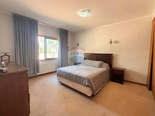 Hermosa casa condominio el bosque country club | 6 dormitorios por 19800.00 en María Pinto