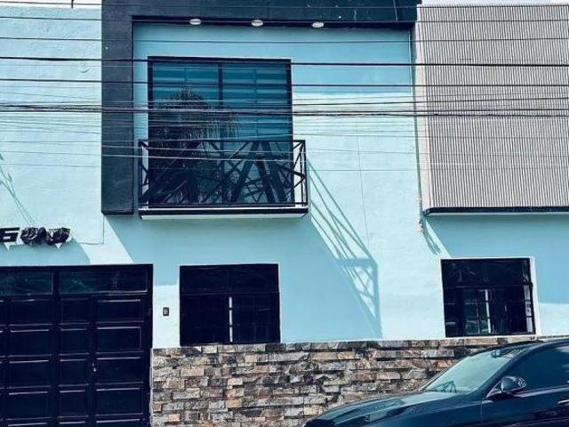 Hermosa casa cerca del Mercado Felipe Ángeles