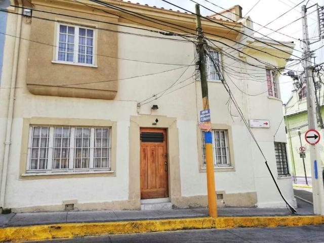 Hermosa Casa Cerro Concepcion 1771 | dormitorios por 390000. 00 en Valparaíso