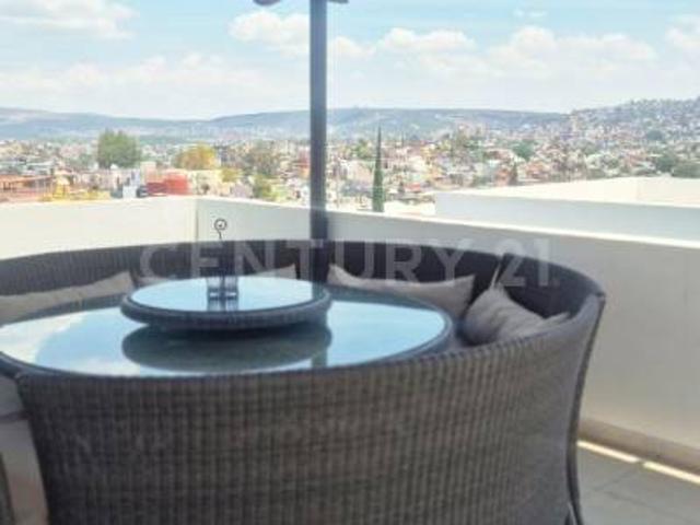 Hermosa casa amueblada en renta con vista espectacular a la parroquia