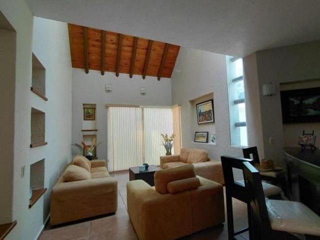 HERMOSA CASA AL NORTE DE CUERNAVACA!