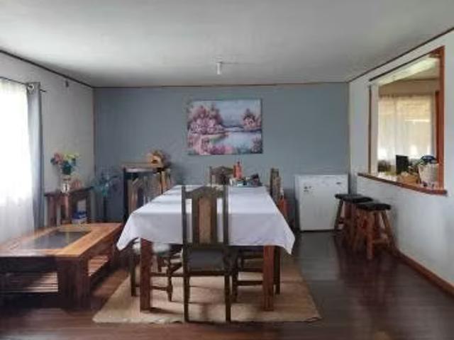 Hermosa casa de 160 m2 | 4 dormitorios por 140000. 00 en Paillaco