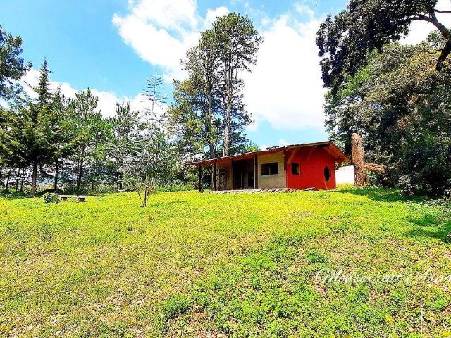 Hermosa casa de campo a 10 minutos del arco de Valle de Bravo