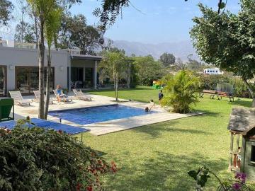 Casa en venta en Asia - Piscina