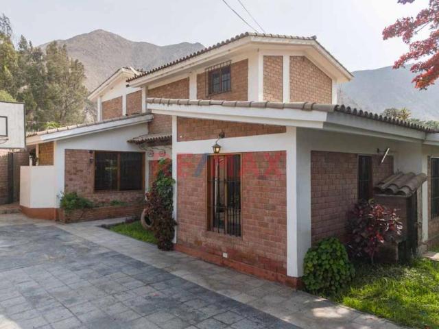 Hermosa Casa De Campo En Venta – La Cantuta